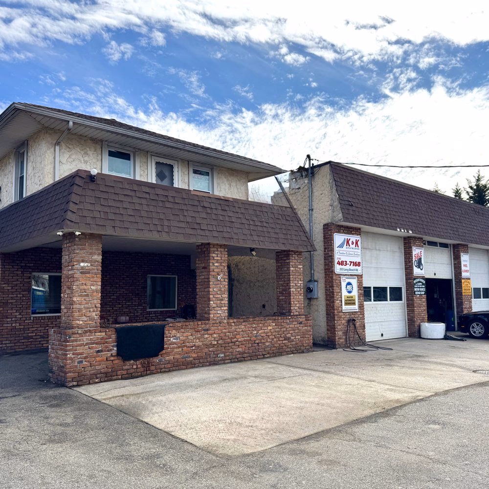 Who are Westbury garage services?