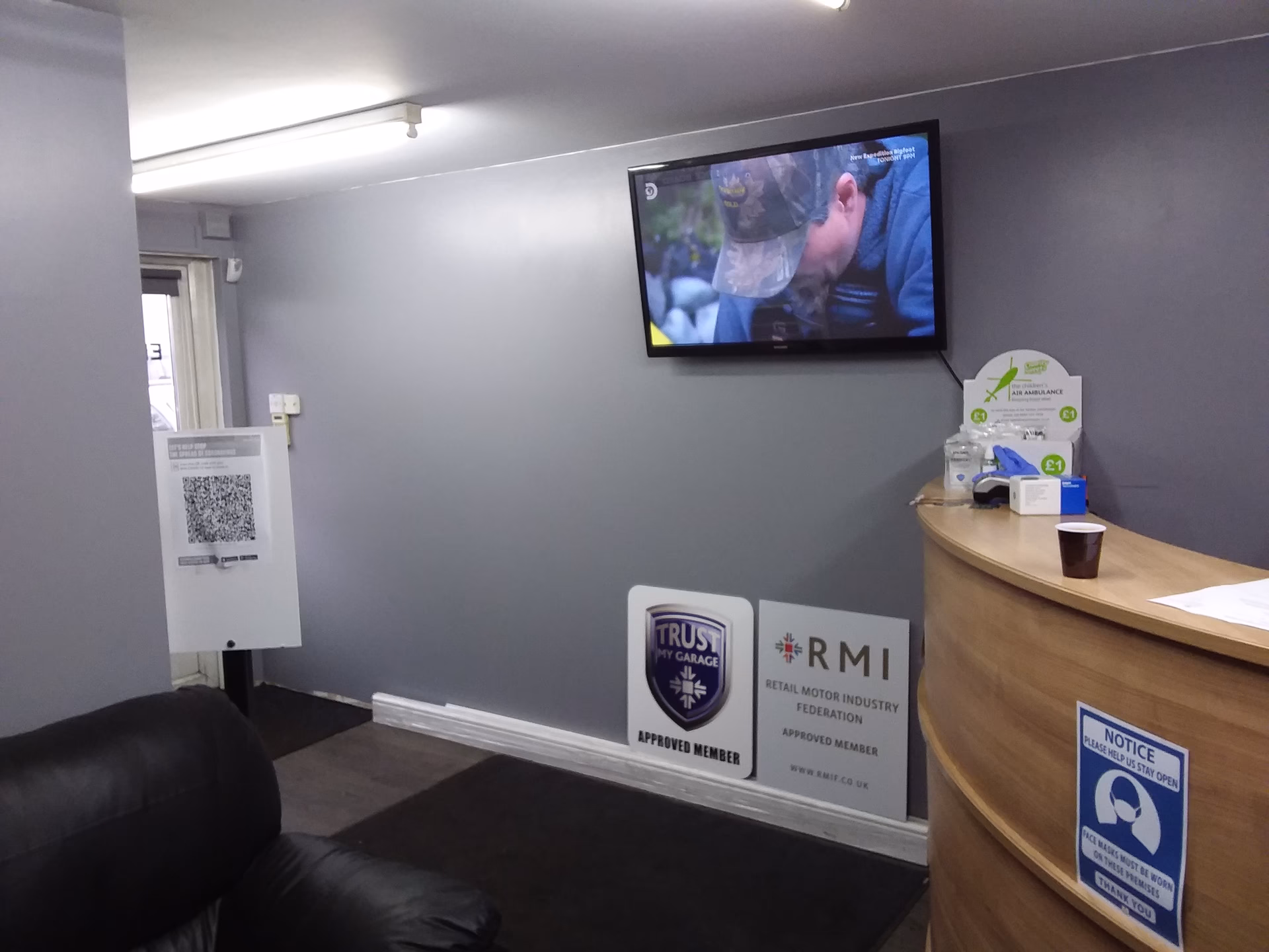 Where can I book An MOT online?