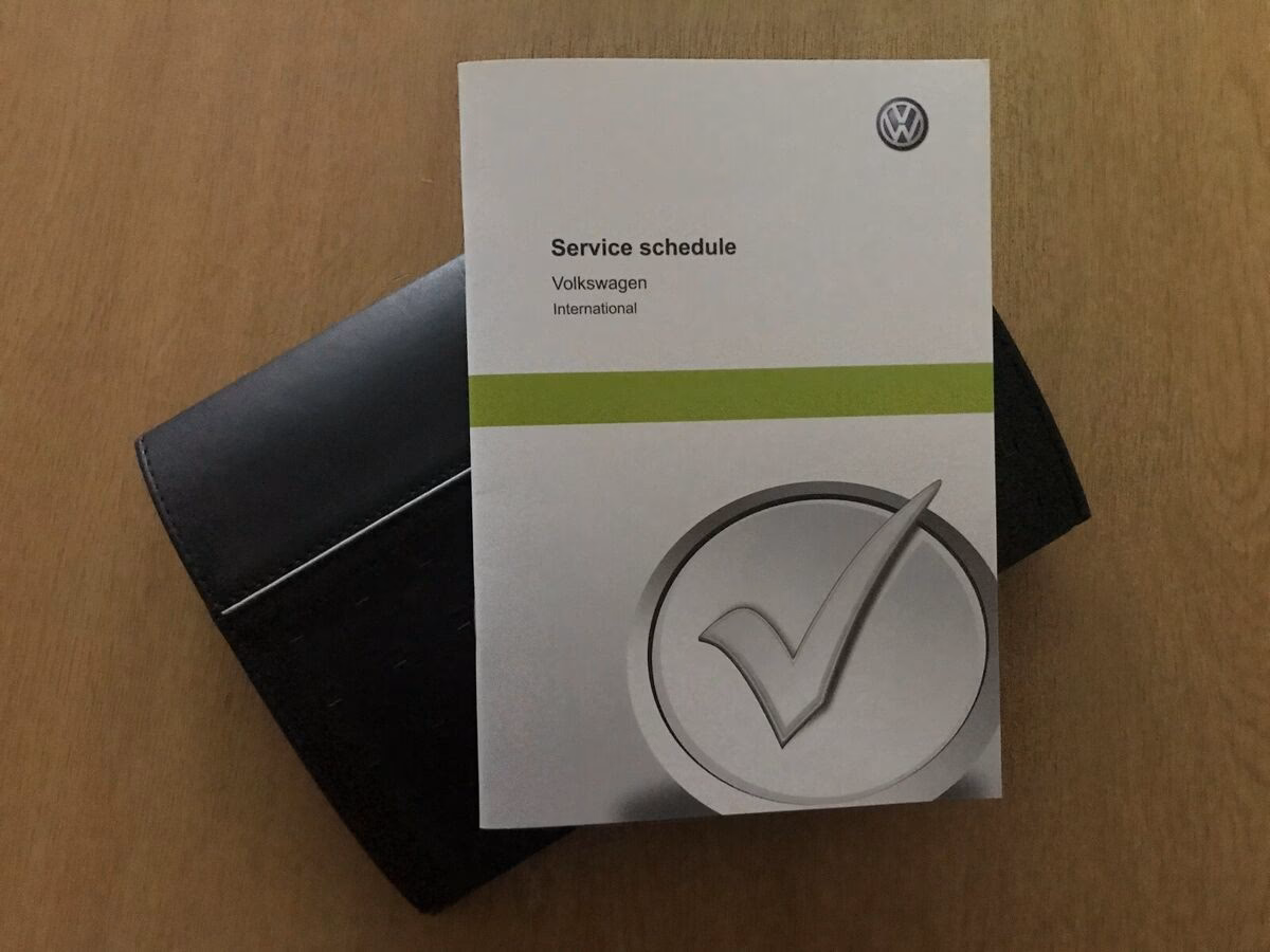 Who can access my Volkswagen service history?