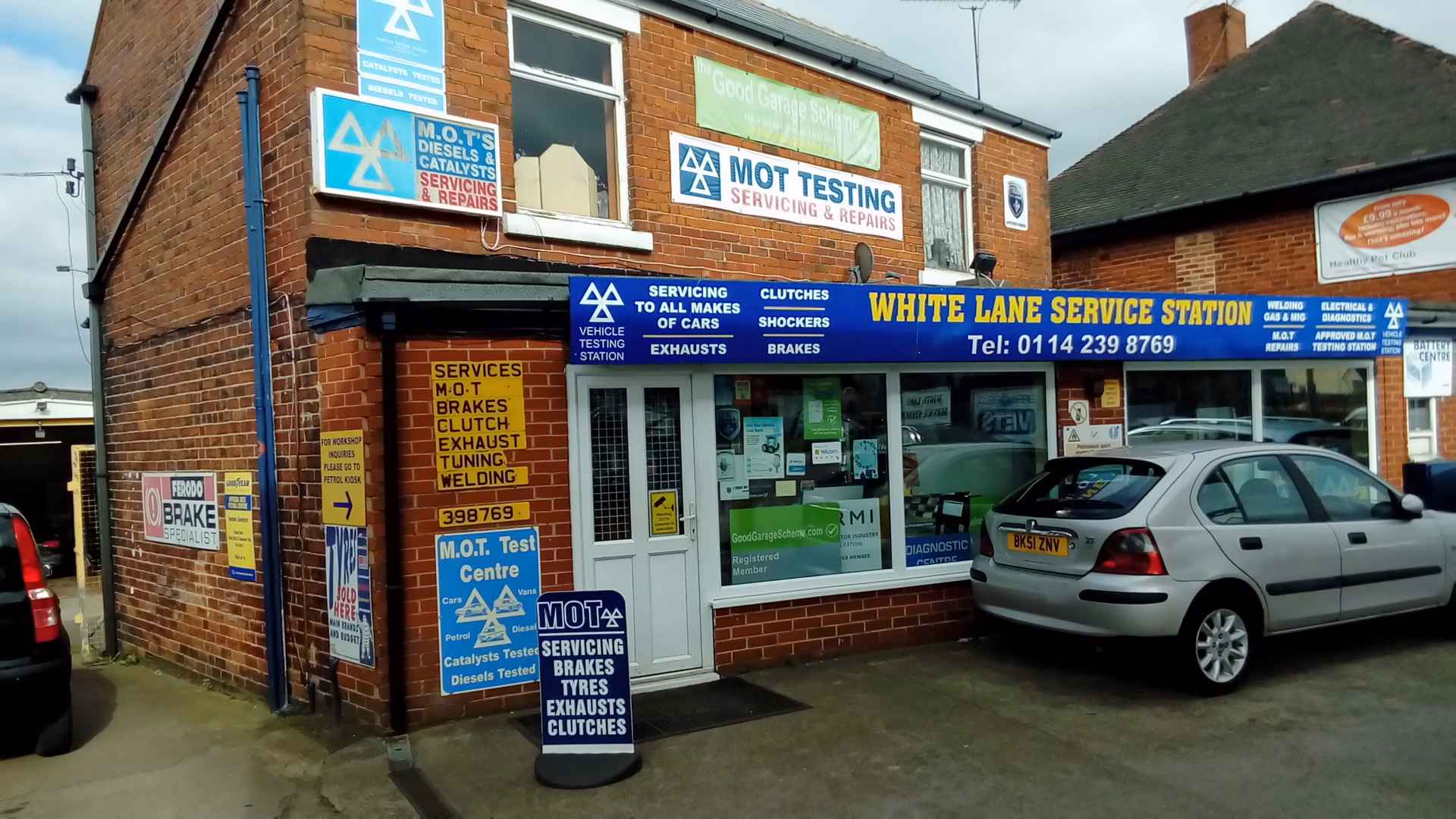 Where is Whitehart service station?