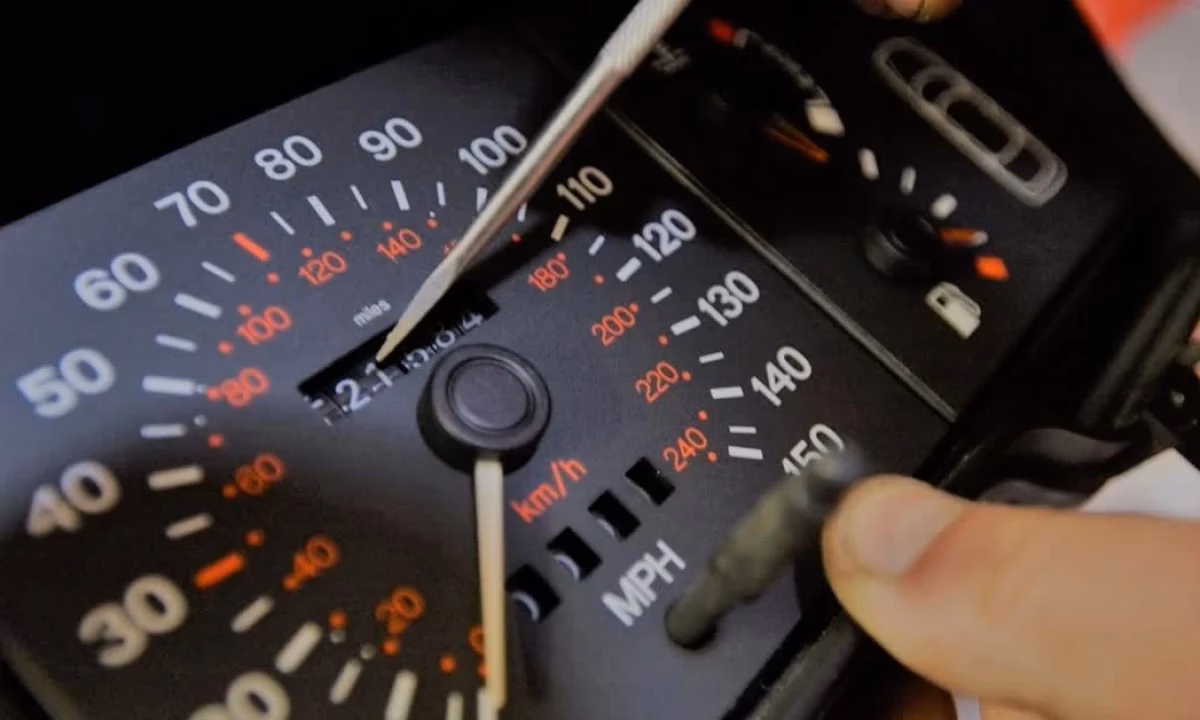What is a mileage discrepancy?
