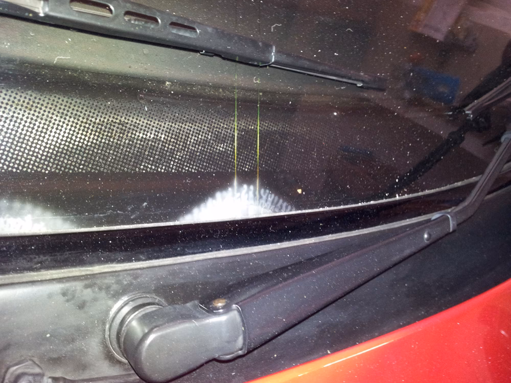 How do I know if my windscreen is delaminated?