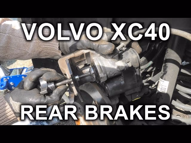 How do I choose a Volvo XC40 version?