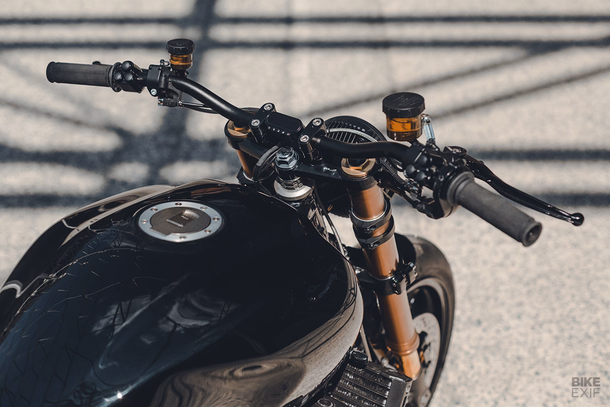 What is the XJR1300?
