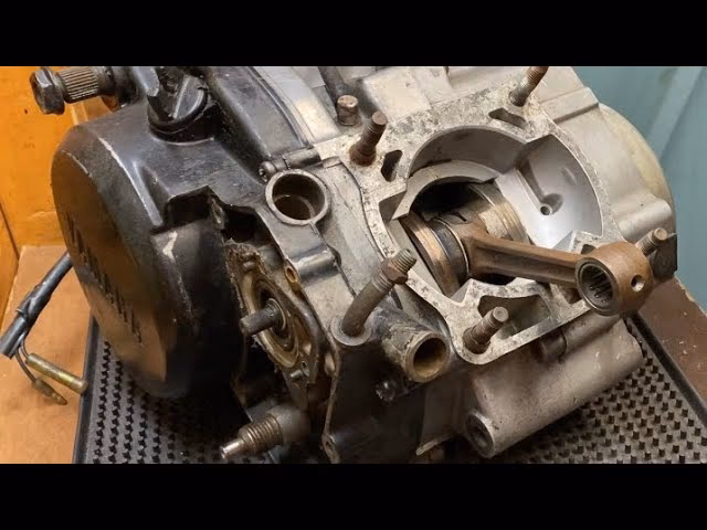 How many gears does a Yamaha DT 125 LC have?