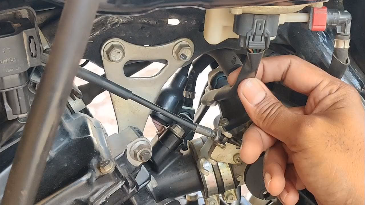 How do I know if my Yamaha engine has a fuel problem?